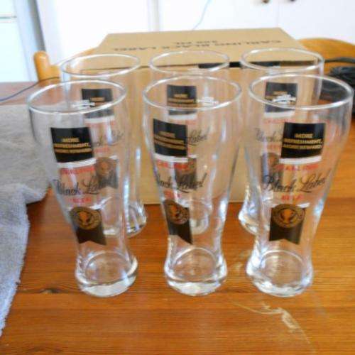 BEER GLASSES : CARLING BLACK LABEL 500ml DRAUGHT  - SETS OF SIX ( R70.00 )